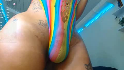 Snapshot of clermontt chatting on June 4, 11:27 am clermontt online show from June 4, 11:27 am