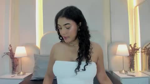 clhoee_miller online show from April 24, 4:04 am