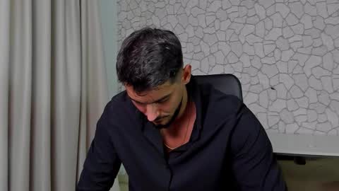 ClintMasterss online show from November 29, 5:43 am