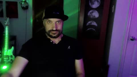 chad online show from April 1, 3:40 am