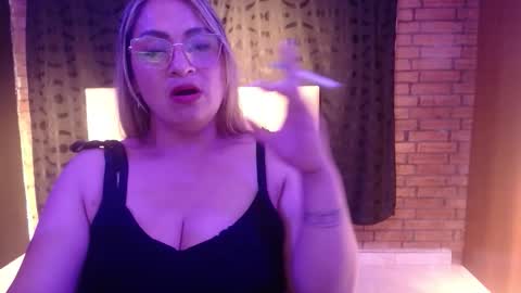 Snapshot of clio_queen chatting on February 3, 2:53 am celeste online show from February 3, 2:53 am