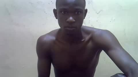 clive_damian online show from April 4, 4:22 am