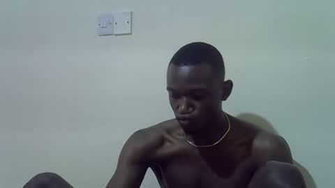 clive_damian online show from April 21, 2:15 am