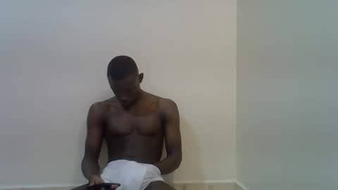 Snapshot of clive_damian chatting on May 3, 9:37 am clive_damian online show from May 3, 9:37 am
