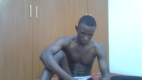Snapshot of clive_damian chatting on May 15, 2:57 pm clive_damian online show from May 15, 2:57 pm