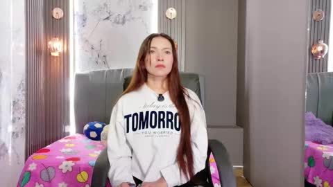 Cloe online show from January 11, 12:15 am