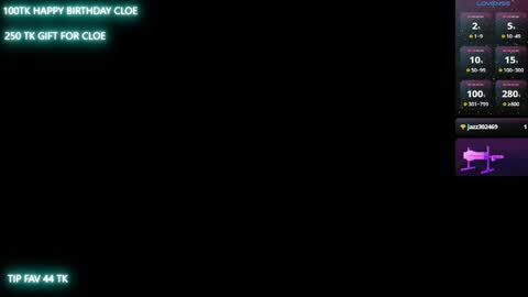 Snapshot of cloe_25 chatting on December 5, 2:53 am cloe_25 online show from December 5, 2:53 am