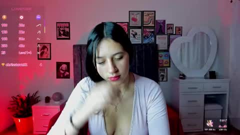 cloe_7 online show from February 5, 3:44 am