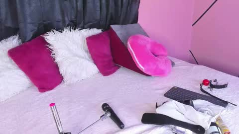 Cloe Bridgee online show from January 15, 3:11 am