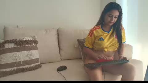 Cloe online show from July 7, 2:54 pm