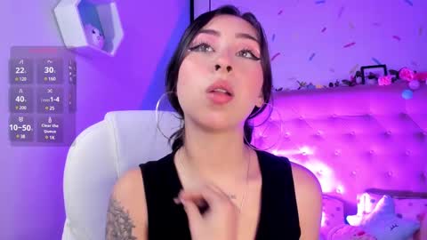 Cloe  online show from February 26, 11:37 pm