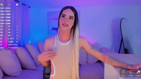 Snapshot of cloe_reminton_ chatting on December 26, 10:09 pm CLOE REMINTON online show from December 26, 10:09 pm