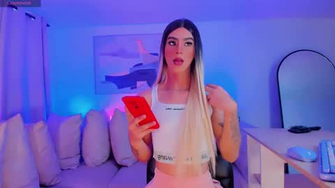 Snapshot of cloe_reminton_ chatting on January 4, 2:56 pm CLOE REMINTON online show from January 4, 2:56 pm