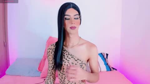 Snapshot of cloe_reminton_ chatting on February 11, 9:31 am CLOE REMINTON online show from February 11, 9:31 am