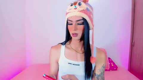 Snapshot of cloe_reminton_ chatting on March 10, 6:49 am CLOE REMINTON online show from March 10, 6:49 am