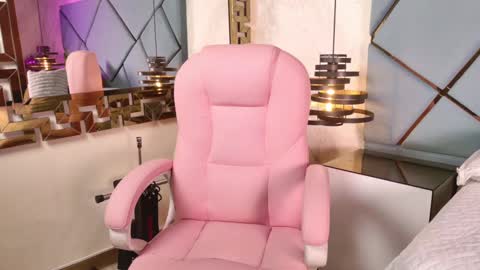 Cloe  online show from October 3, 11:51 am