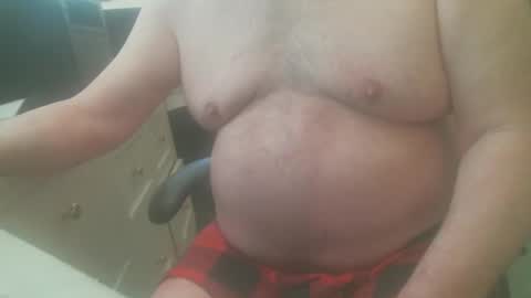 Snapshot of clouds8888 chatting on October 23, 3:33 pm clouds8888 online show from October 23, 3:33 pm