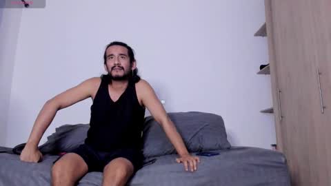 Snapshot of cloudy_pigdude chatting on March 5, 4:56 am CRISTIAN online show from March 5, 4:56 am