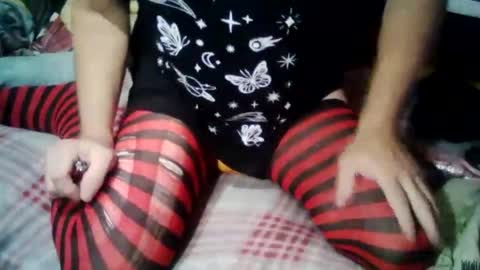 Snapshot of cloudydazeatl chatting on October 21, 11:11 am cloudydazeatl online show from October 21, 11:11 am