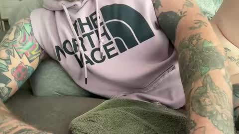 cloudyxparty online show from December 3, 8:40 pm