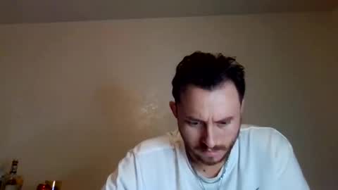 Snapshot of cloudyydayzz chatting on March 22, 6:06 am tallhungandcloudy online show from March 22, 6:06 am