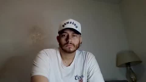 Snapshot of cloudyydayzz chatting on April 11, 6:40 am tallhungandcloudy online show from April 11, 6:40 am