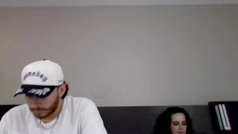 Snapshot of cloudyydayzz chatting on April 24, 10:12 pm tallhungandcloudy online show from April 24, 10:12 pm