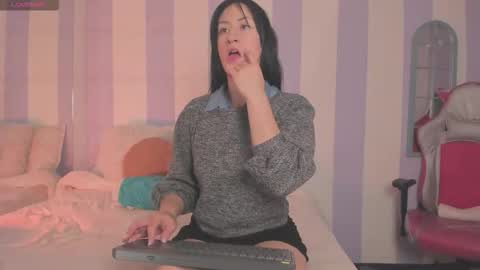 Chloe  online show from November 28, 7:16 pm