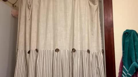 Snapshot of cloverboy1988 chatting on January 21, 11:56 am cloverboy1988 online show from January 21, 11:56 am