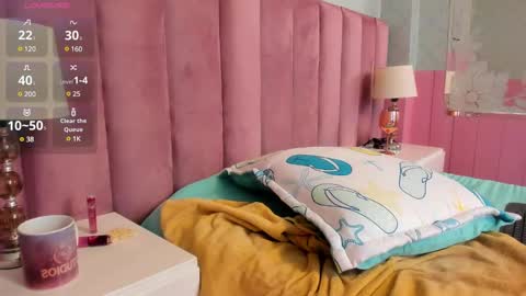 Snapshot of cloy_baby chatting on December 30, 3:13 pm Eilyn online show from December 30, 3:13 pm