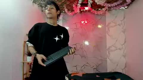 club_latinboys online show from April 7, 7:14 pm