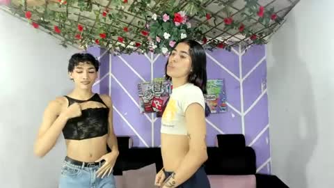 Snapshot of club_latinboys chatting on June 22, 1:30 pm club_latinboys online show from June 22, 1:30 pm