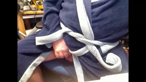 Snapshot of clunk0 chatting on October 7, 12:30 am Clunk online show from October 7, 12:30 am