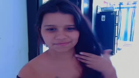 Snapshot of cluplechatur chatting on June 16, 8:44 pm Meggan y Thiago online show from June 16, 8:44 pm