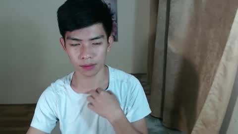 clyde_twinkx online show from February 27, 11:54 am