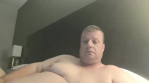 cmachen online show from November 11, 2:11 am