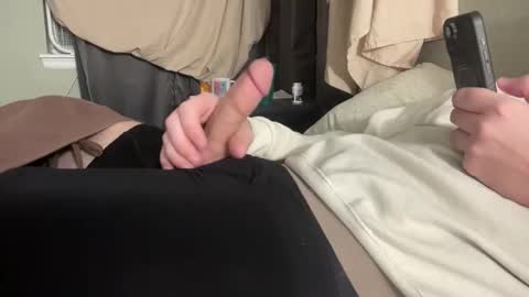 Snapshot of co1198 chatting on February 17, 7:16 am co1198 online show from February 17, 7:16 am