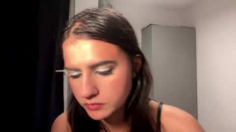 Snapshot of cobwebzest chatting on July 28, 8:52 pm cobwebzest online show from July 28, 8:52 pm