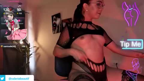Snapshot of cock_big_girl chatting on October 4, 4:27 pm Valerie nenitasexy online show from October 4, 4:27 pm