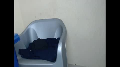 Snapshot of cockfanx chatting on February 4, 8:38 pm cockfanx online show from February 4, 8:38 pm