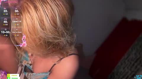 Snapshot of cockprincess_dianna chatting on February 18, 5:20 pm PrincessDianna IslandGirl CUMSHOW in PVT and PASSWORDSHOW online show from February 18, 5:20 pm