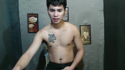 Snapshot of cocky_x chatting on March 9, 11:58 am pat online show from March 9, 11:58 am