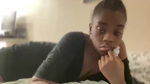 coco_dabaddest25 online show from October 12, 8:57 am