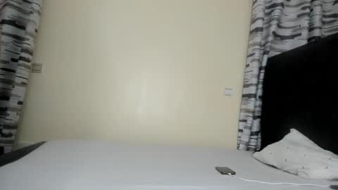Snapshot of coco_leila chatting on January 21, 8:19 am coco_leila online show from January 21, 8:19 am
