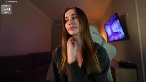 Anna online show from February 18, 6:26 pm