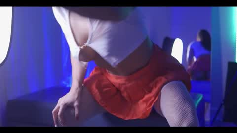 Coconutcatin online show from February 14, 5:43 pm