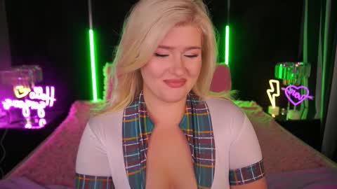 onlyfans amyleyy online show from October 6, 6:44 am