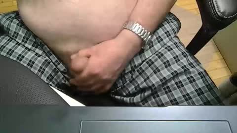 Snapshot of cocu2023 chatting on December 1, 3:00 am xyz online show from December 1, 3:00 am