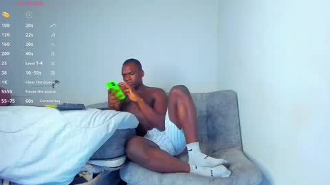 Snapshot of coddy_fit chatting on May 16, 3:25 am cody online show from May 16, 3:25 am