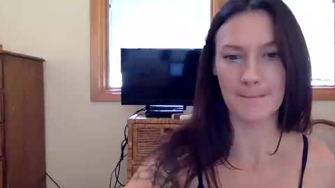 Snapshot of codebynova chatting on November 9, 4:49 pm Code By Nova online show from November 9, 4:49 pm